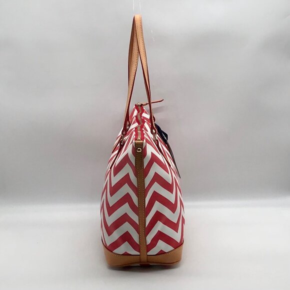 Dooney & Bourke Red Pebbled Grain Leather Striped Chevron Tote Bag With Wallet - Picture 3 of 10